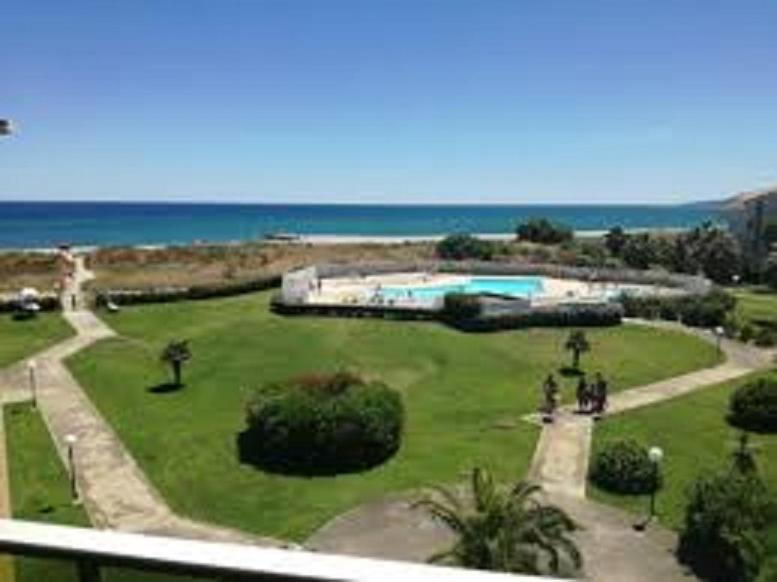 Les Goellettes : Vue Mer Et Piscine Saint-Cyprien  Exterior foto